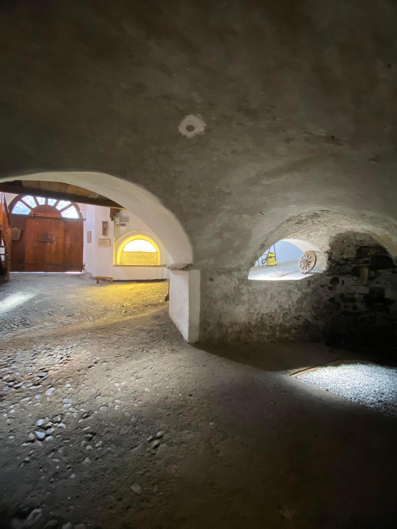 Casa Nel Centro Storico Di Borno Villa Exterior photo