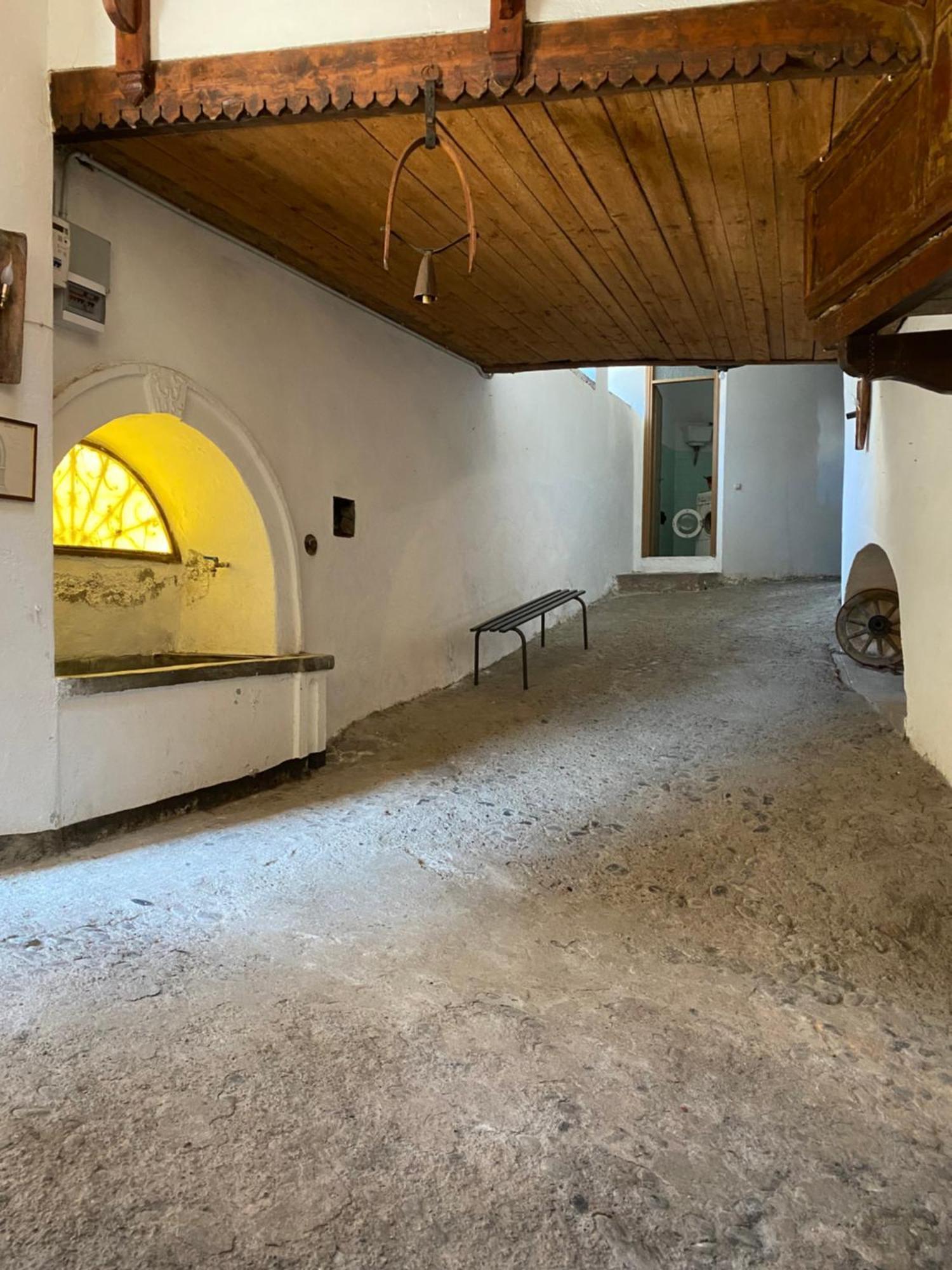 Casa Nel Centro Storico Di Borno Villa Exterior photo